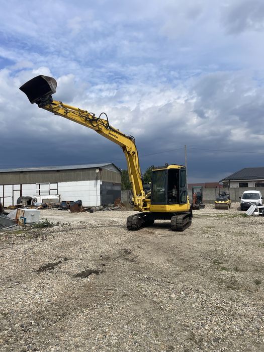 Komatsu pc 88  excvator 9 tone