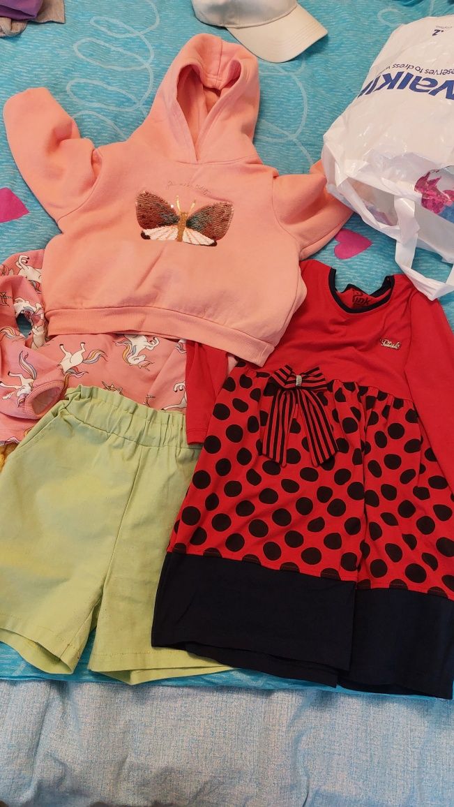 Одежда для девочки 5-6 лет