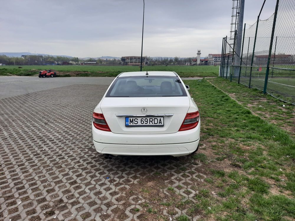 Vând Mercedes c class w204 2.2 2010