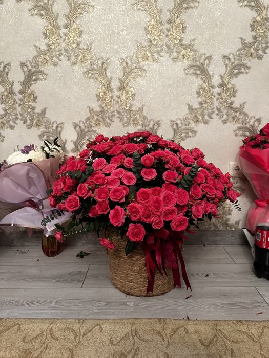 Продам букет большой из корзины