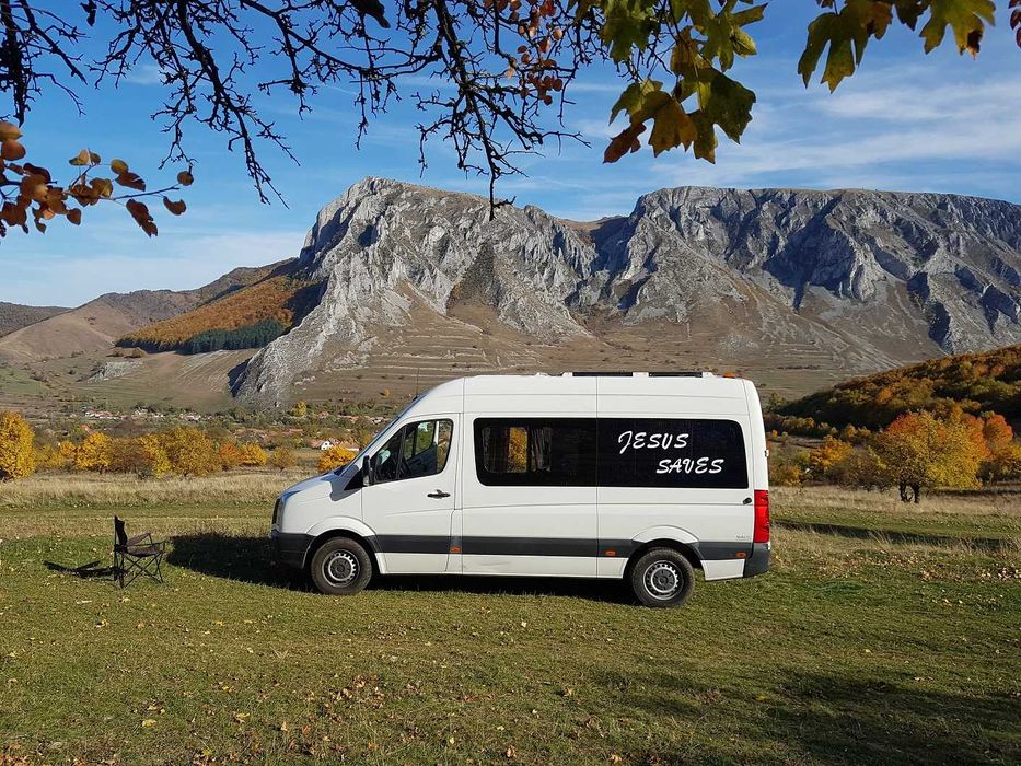 VW Crafter 2012 - M1 cu 6 locuri Autorulota / Campervan / offcamping