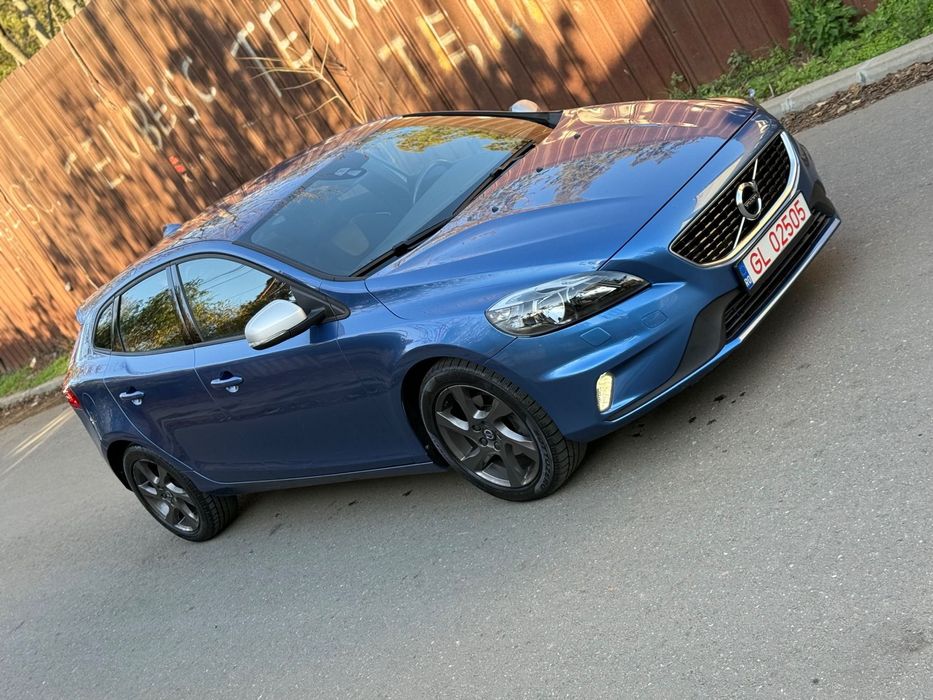 Volvo V40 Volvo V40 RDesign