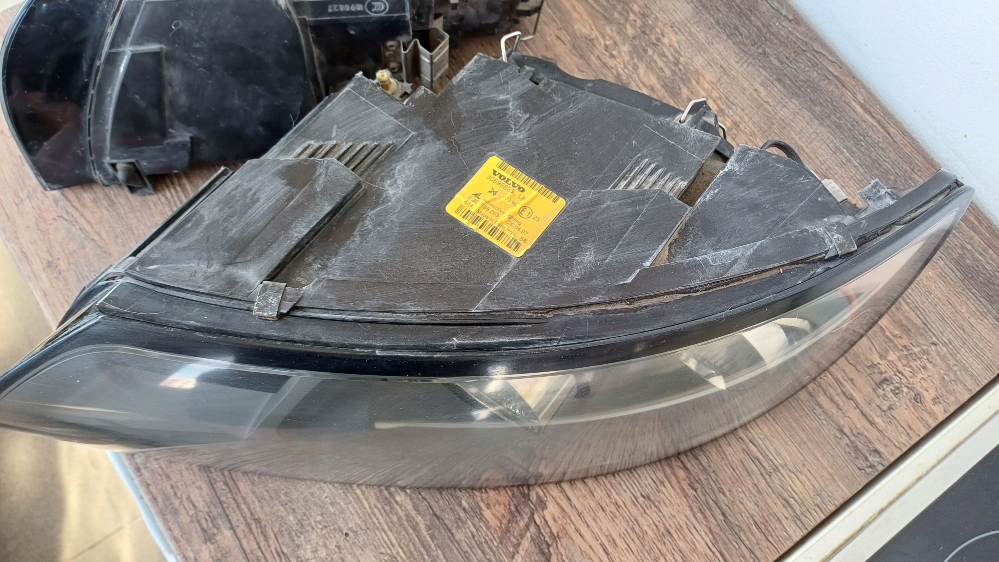 Фарове  VOLVO   за C30/S40/V50