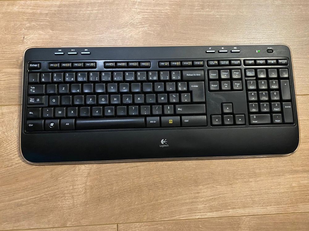 Tastatura wireless Logitech k520