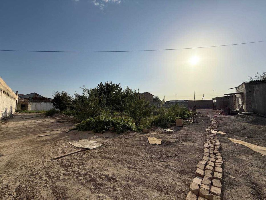 TAYYOR 16 SOTIQLI joy sotiladi