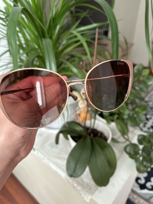 Солнцезащитные очки