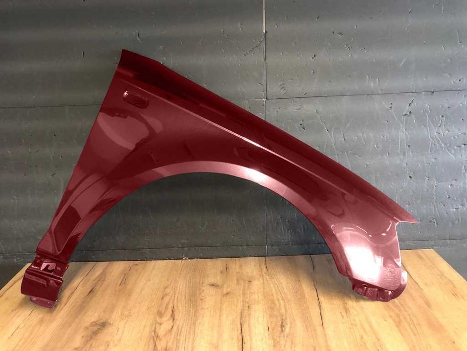 Aripa Fata Dreapta Audi A3 8P An 2003-2008 (Rosu (LZ3H))