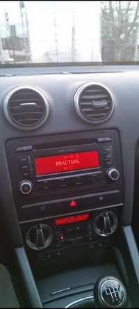 Radio CD Audi A3 concert  în stare foarte buna