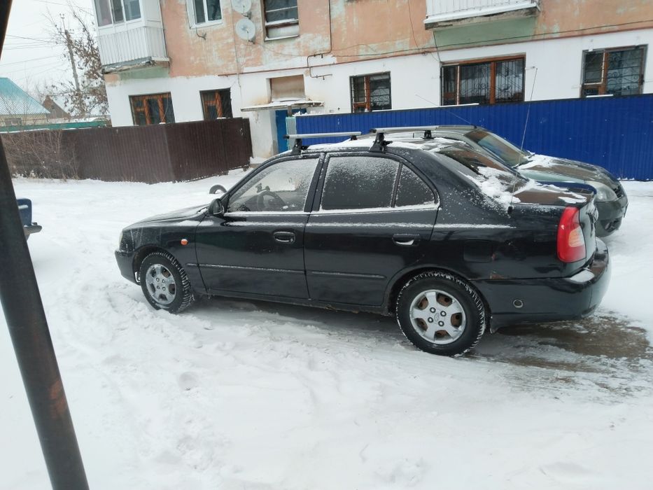 Продам хундай акцент 2006г стаит кантрактны матом