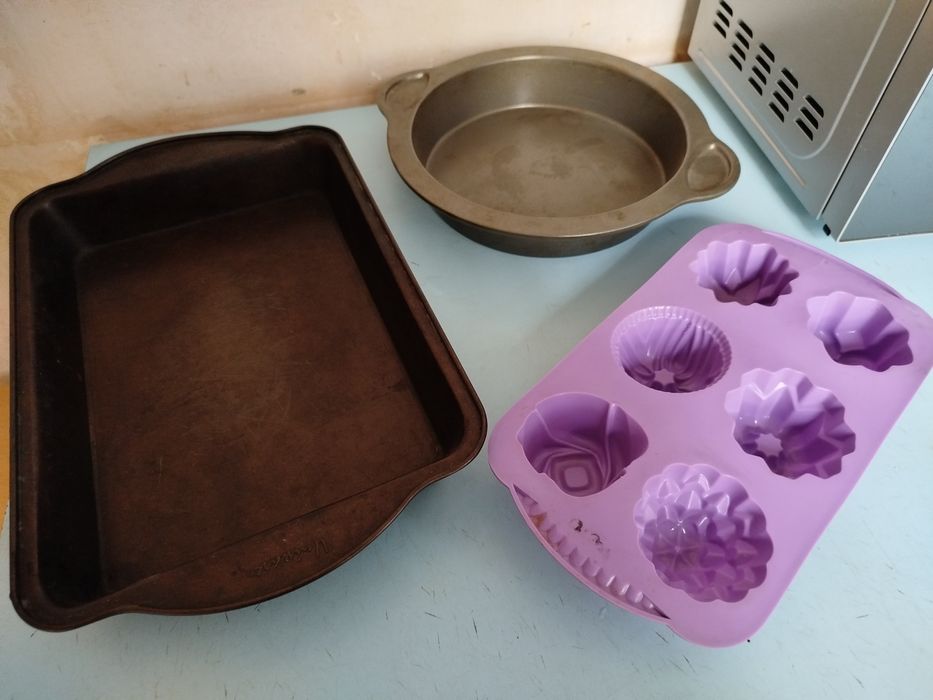 Кастрюли, казан, бидон, сковороды, формы