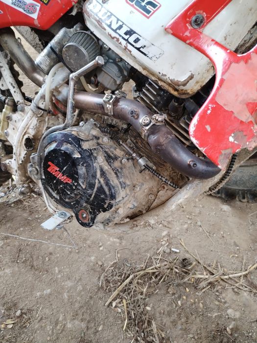 Vând cross Honda 150cc ( 125 )