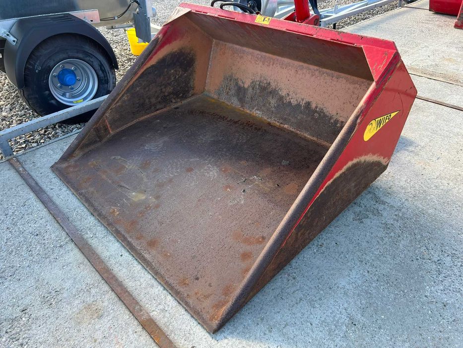 Кофа за мотокар Wifo – 1140 кг, за зърнени храни, картофи