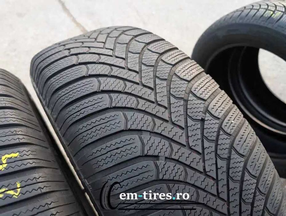 SET 2 Anvelope Iarna 265/65 R17 BRIDGESTONE Blizzak 6 116V