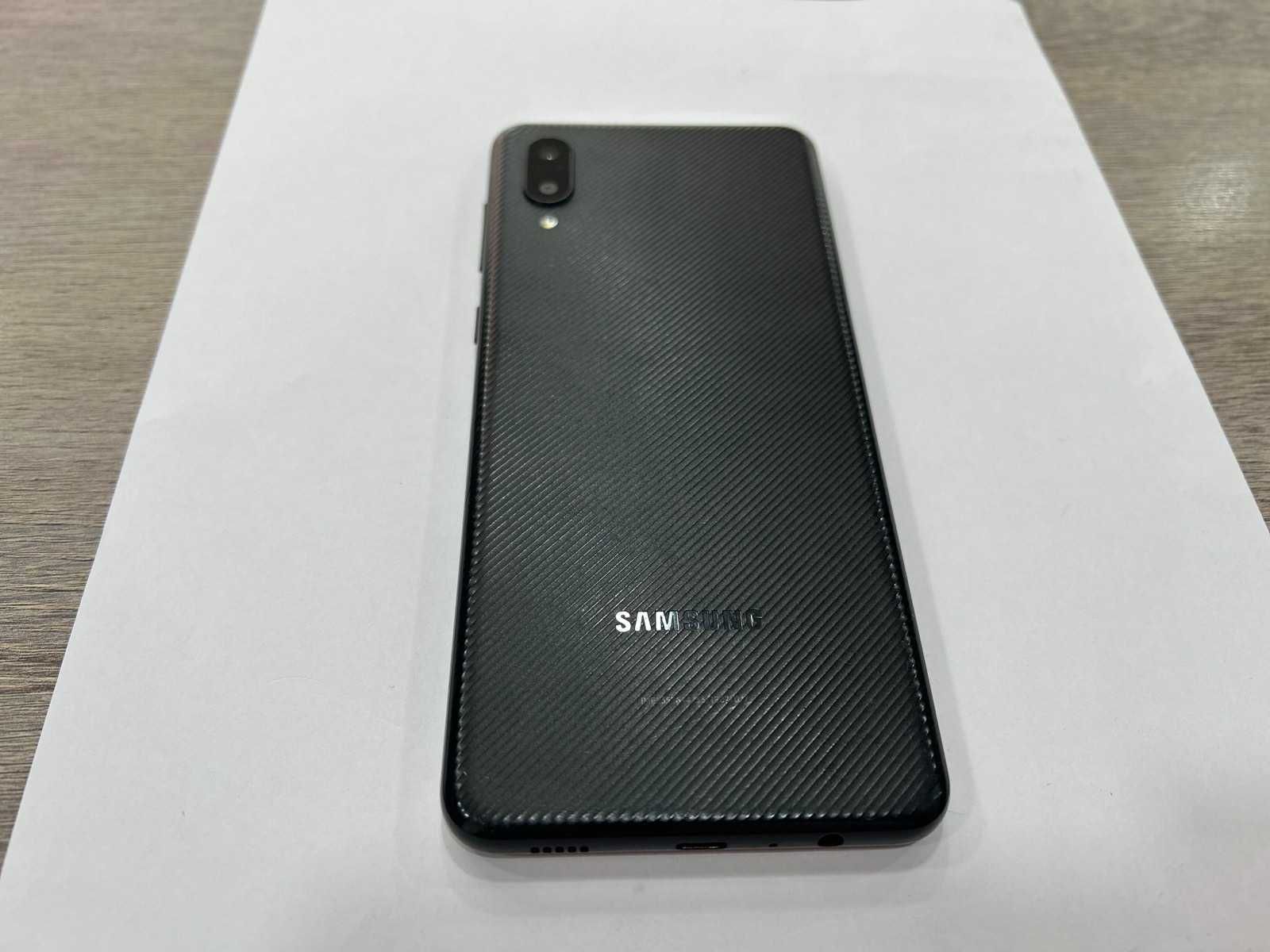 Продавам Samsung Galaxy M02