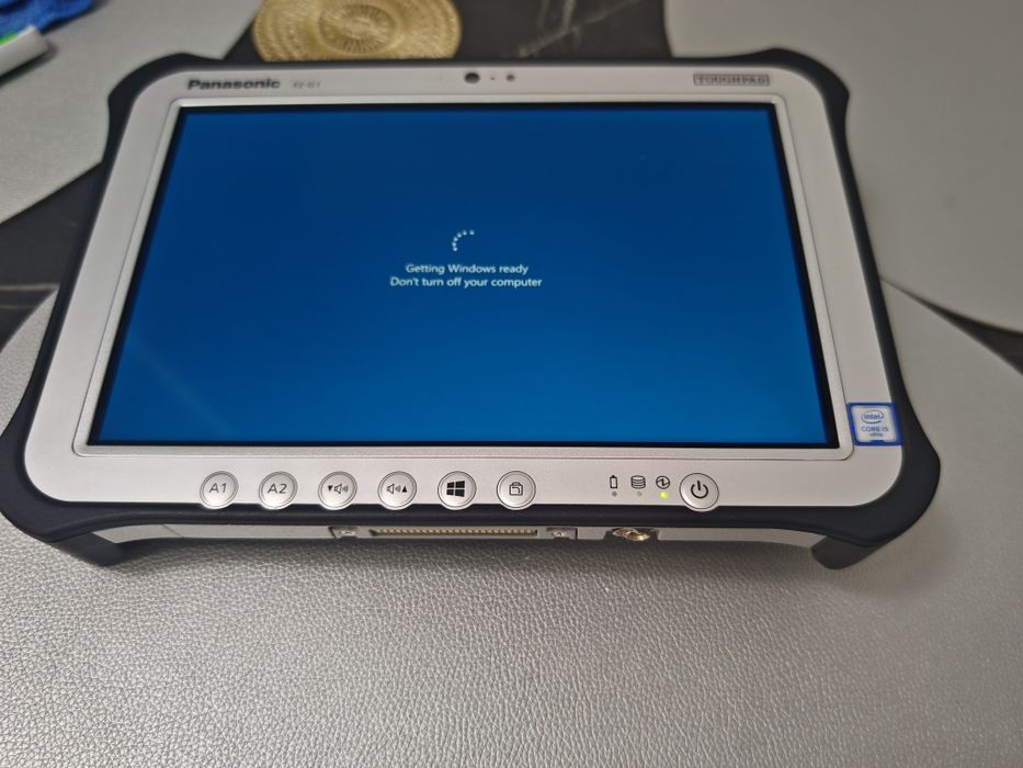 Okazie Tableta cu windows Panasonic  FZ-G1 Mk5  i5  8gb 512Gb Noua