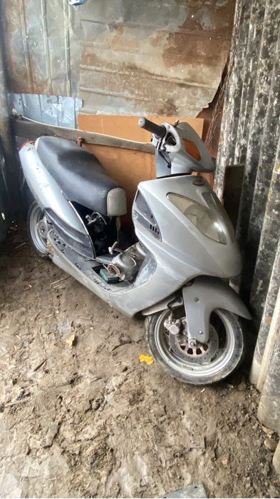 Scuter 125cc Daelim