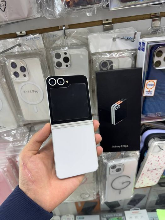 Samsung Z flip 6 256gb