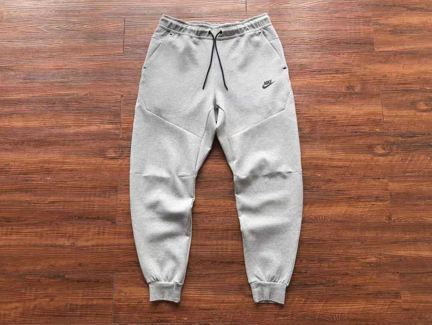 NIKE tech fleece gri ORIGINAL (NU off-white, trapstar, bape, jordan)