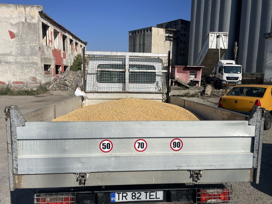 Transport nisip - marfa-basculanta