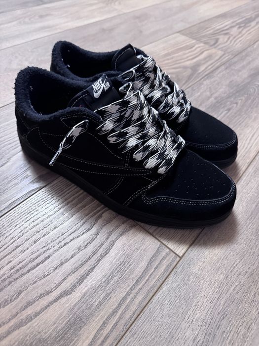 Jordan 1 low travis scott black phantom