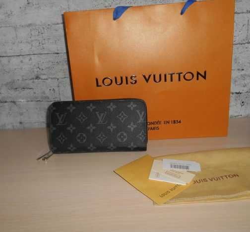 Portofel, pentru bărbați,femeie  Louis Vuitton 0182