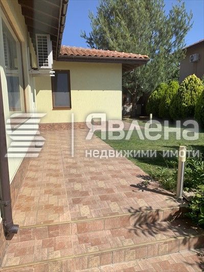Продава се Къща в с. Близнаци, Област Варна - 166 кв.м за 1440 €/кв.м - Снимка #1