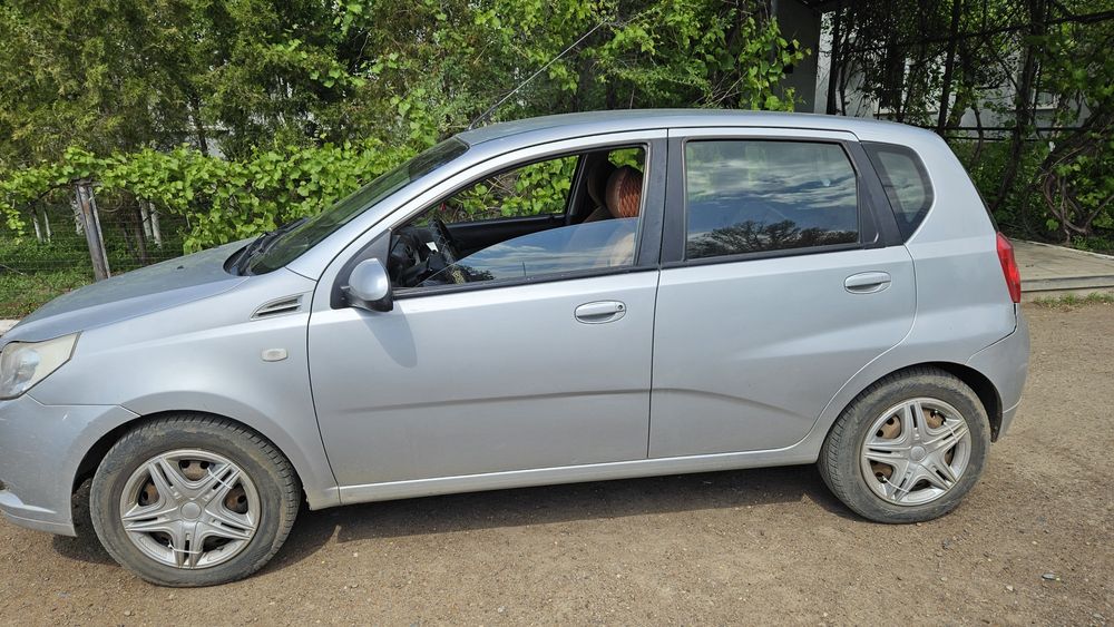 Продам шевроле. Срочно!