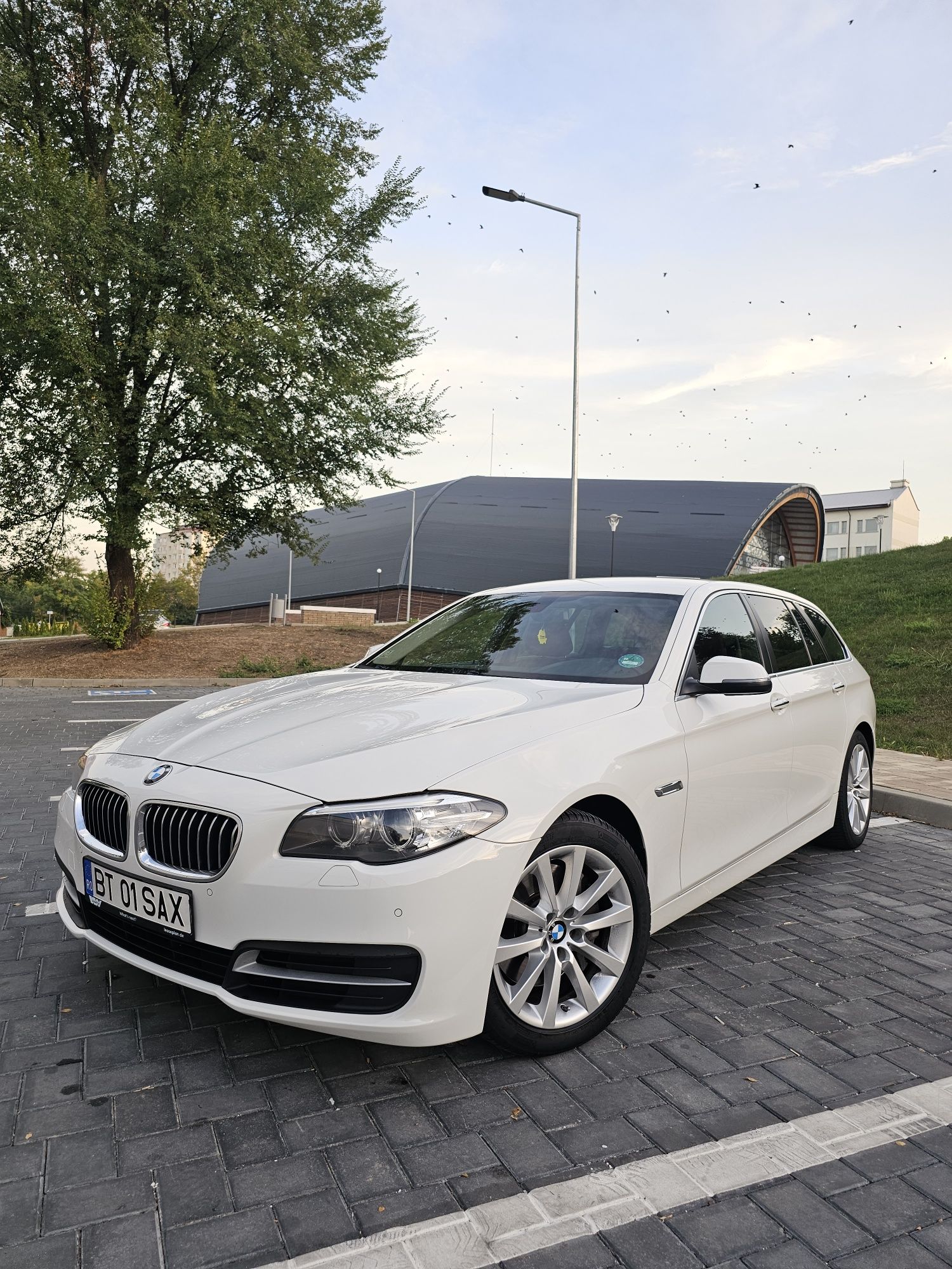 BMW Seria 5 525d F11/F10