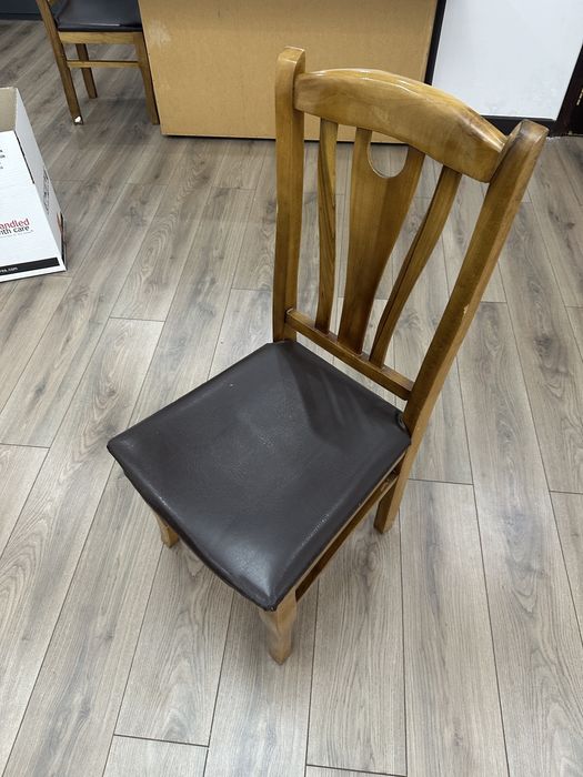 Стулья из чистого дерева