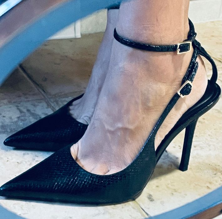 Zara официални обувки