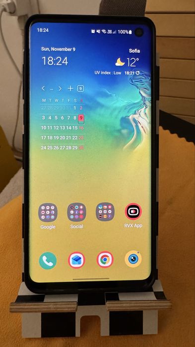 Продавам Samsung S10 128/8