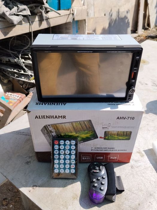 Продам автомагнитолу рабочая