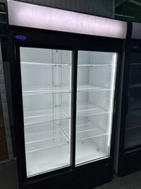 Холодильник KAPRI холодильник под напитки • двух дверный