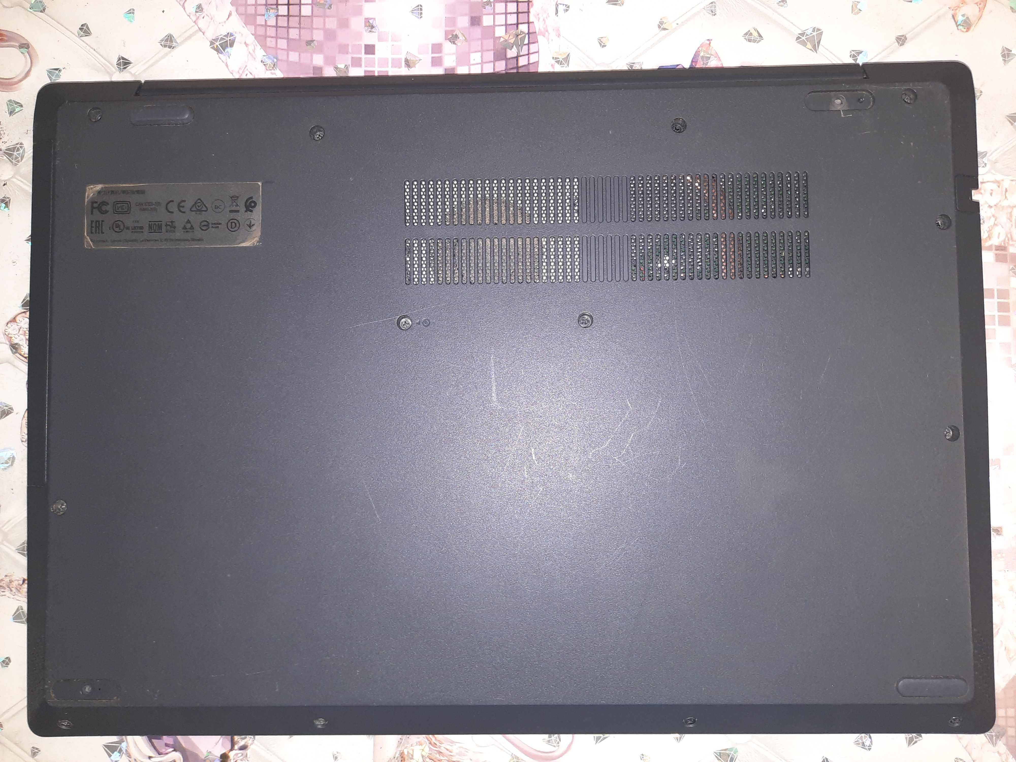 Ноутбук ультрабук Lenovo Ryzen 3 3200U cpu-2.6Ghz (4-х яд)  идеал
