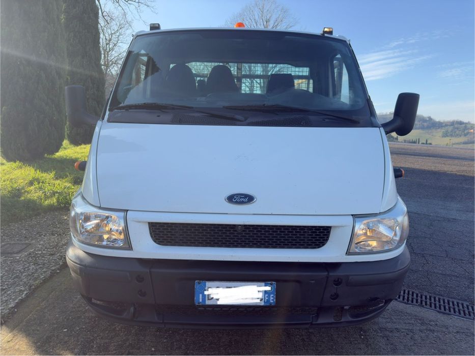 Carosata Ford tranzit