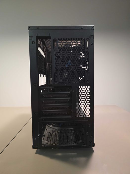 Кутия Fractal Design Meshify - C Mini, micro ATX, с прозрачен капак