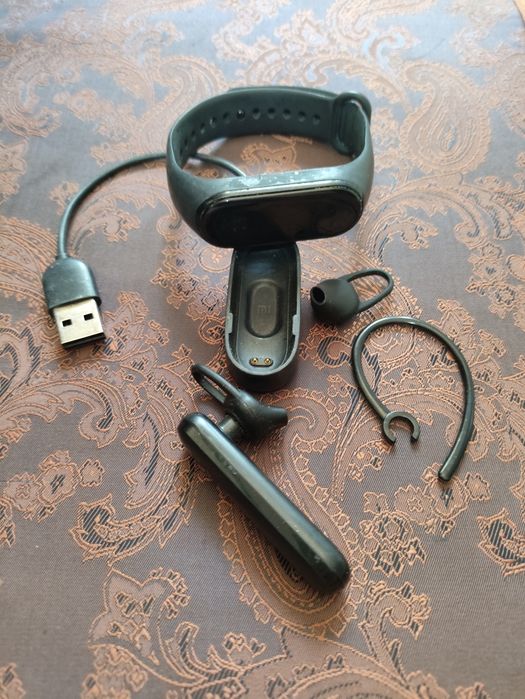 Mi vatch telefon soati sotiladi