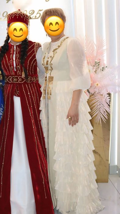 Дизайнерское платье