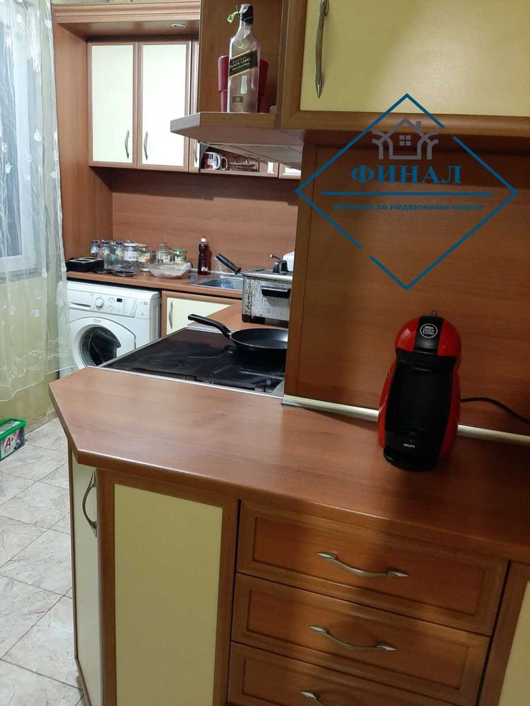 Продава се Тристаен апартамент в Шумен, Болницата - 90 кв.м за 879 €/кв.м - Снимка #3