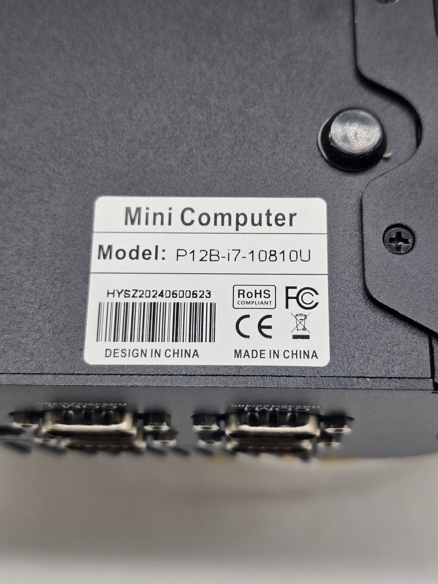 HISTTON PC industrial, Core i7-10510U, 32GB RAM, SSD 512, nou