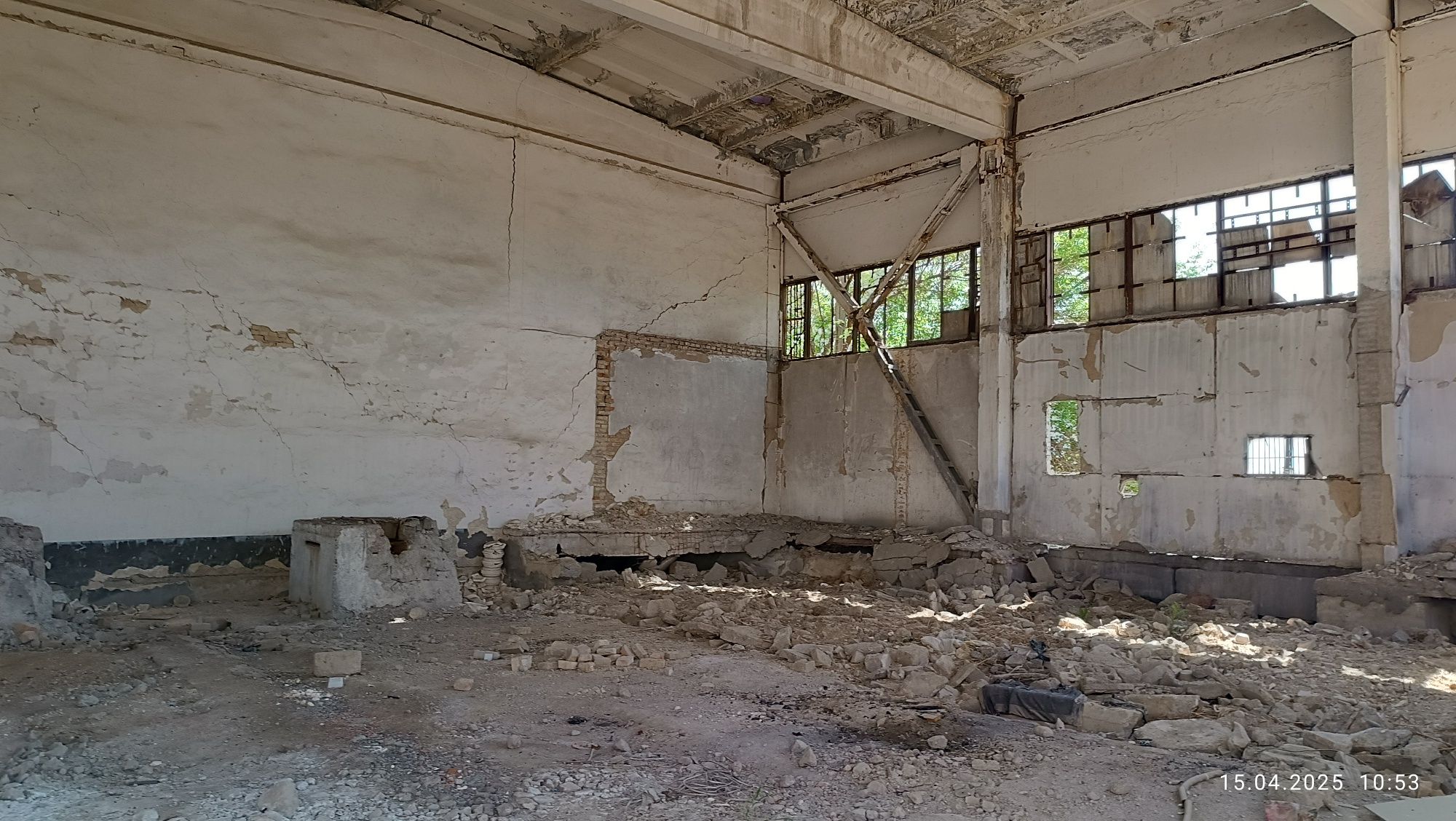 Продается база в Чирчике земля 20,26