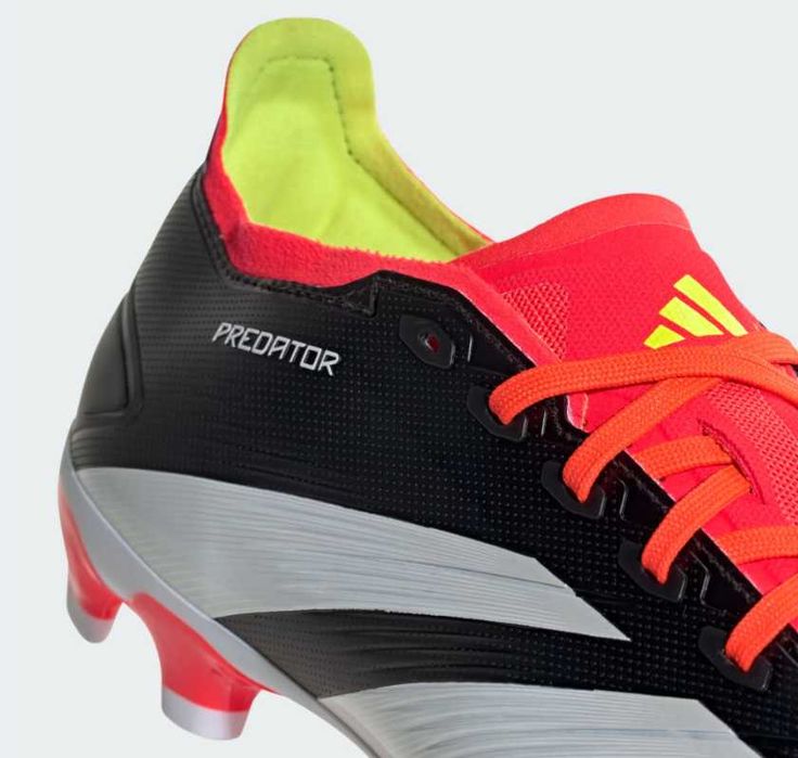 Оригинални спортни обувки * ADIDAS PREDATOR LEAGUE L MG * EU40 -46