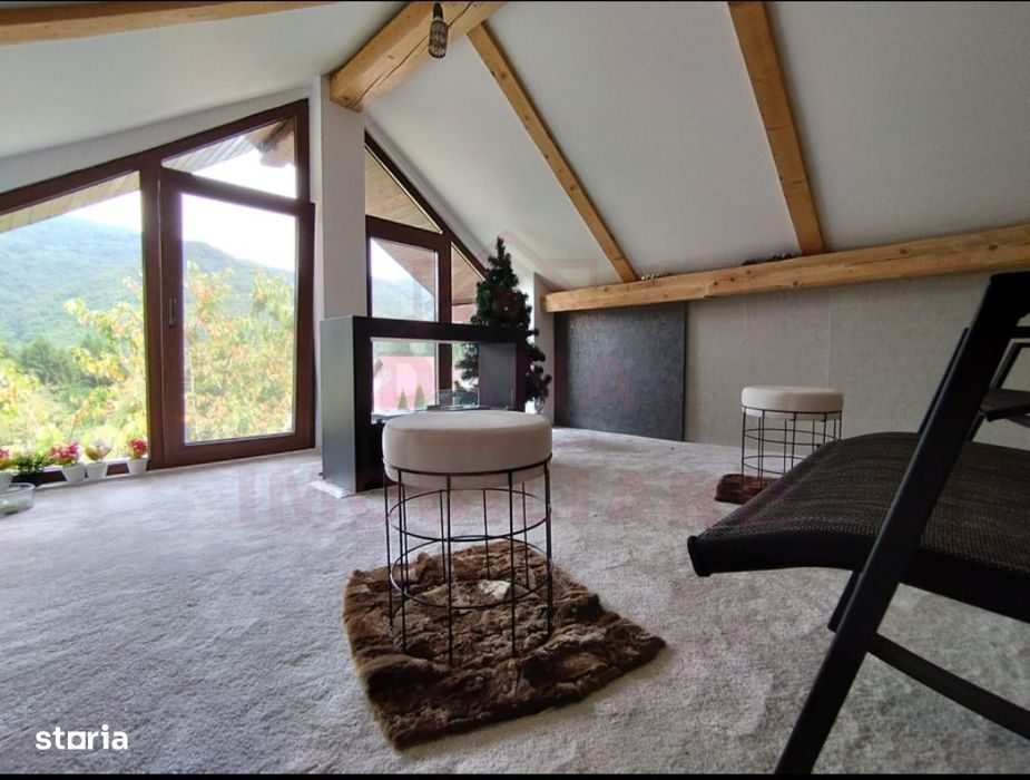 Casă De Vânzare În Pouana Mărului,Jud. Caraș-Severin