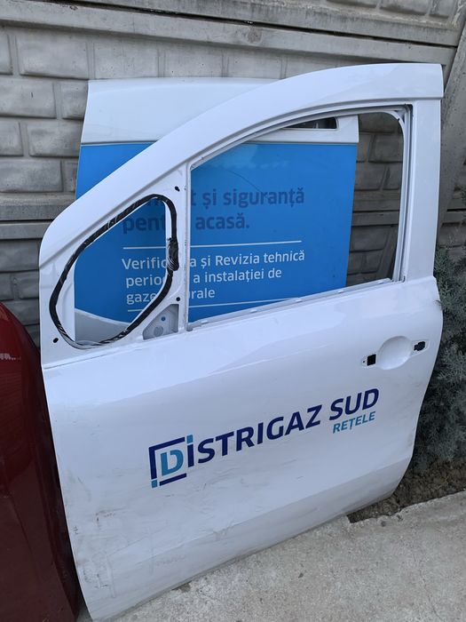 Usa fata Renault Kangoo partea stanga an 2020/2021/2022/2023/2024