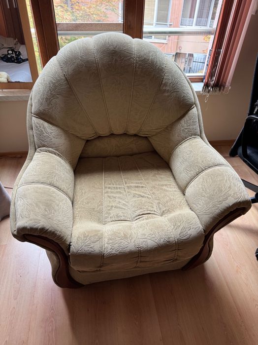 ПОДАРЯВАМ Диван с механизъм за сън и фотьойл