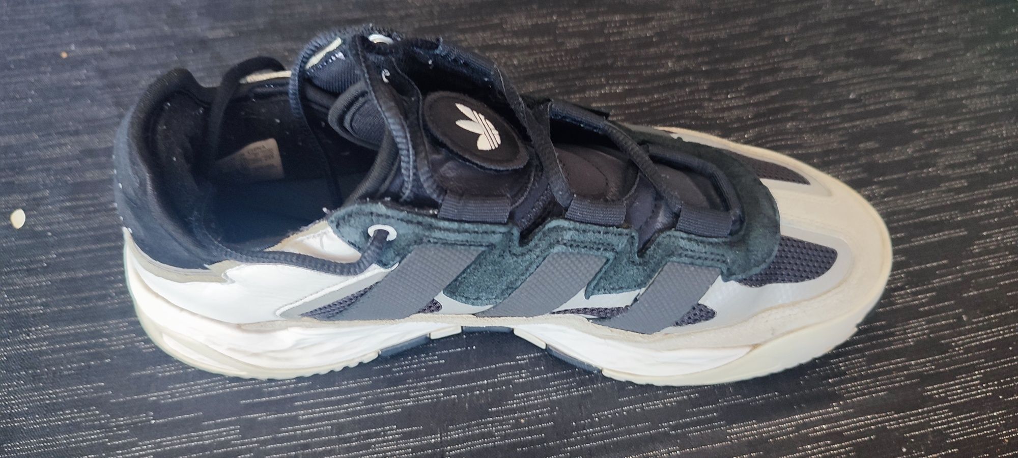 Маратонки Adidas