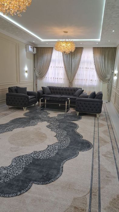 Сдается Таунхаус в районе Аэропорта,за мини маркетом "Юксалиш"