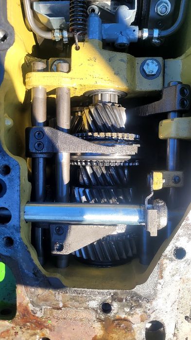 Piese john deere 3040