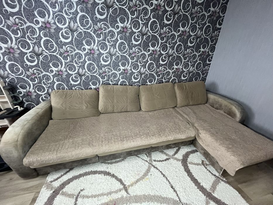 Продам диван б/у