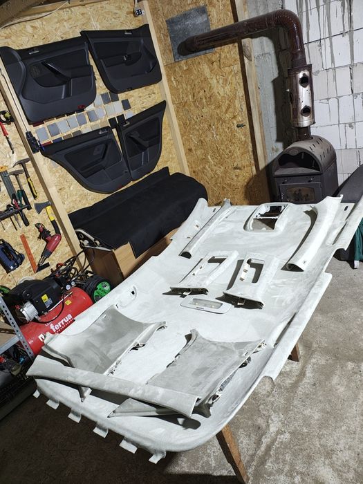 Plafon + stâlpi Golf 5 retapițați cu imitație Alcantara | Fete uși ret